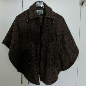 Green Envy Cape Wool coat